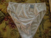 Ladies Size 9 New Hi-Cut Panty - With Tag in Luke AFB, Arizona