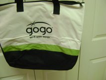 Excellent New Large Tote Bag With Zipper Top Closure in Kingwood, Texas