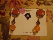 Vintage Clip On Earrings -- Reduced! in Luke AFB, Arizona